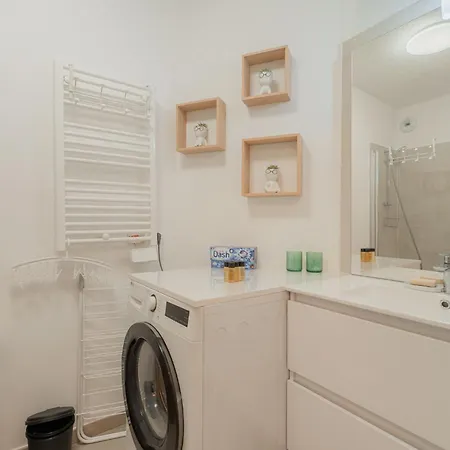Apartment Magnifique 2br - Port Nice