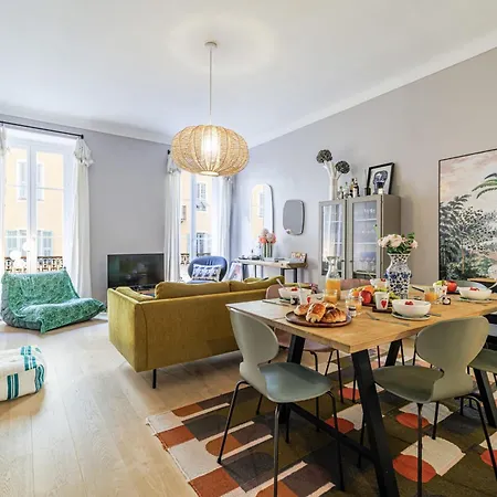 Apartment My Casa Guisol 17 - Elegant 3 Bedroom Near The Old Port