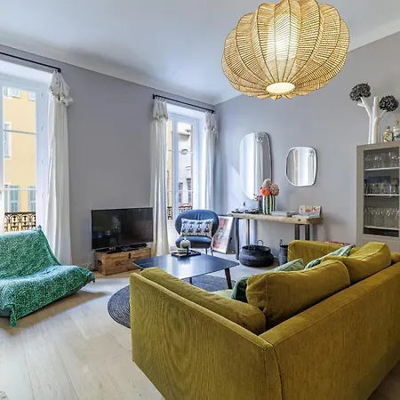 Apartment My Casa Guisol 17 - Elegant 3 Bedroom Near The Old Port *
