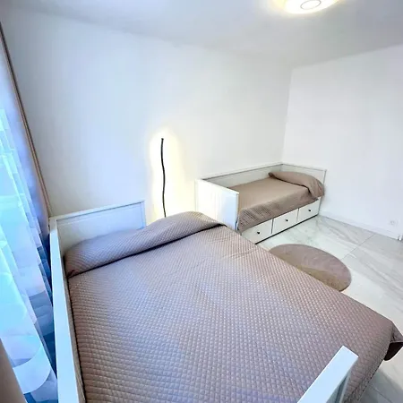 Apartment A 5min De La Climatise