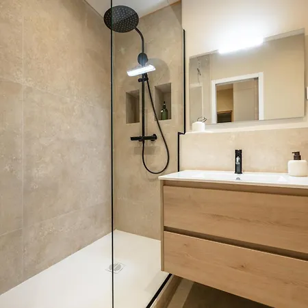 Apartment Le Gioffredo, Renove - Proche - Coeur De Nice