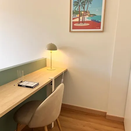 Charme Nicois, 15min De La Mer, 3 Chambres, Climatisation, Terrasse * Nice