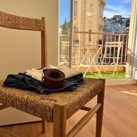 Charme Nicois, 15min De La Mer, 3 Chambres, Climatisation, Terrasse Apartment *
