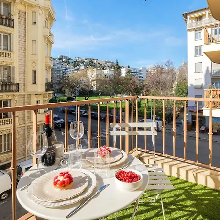 Apartment Charme Nicois, 15min De La Mer, 3 Chambres, Climatisation, Terrasse *
