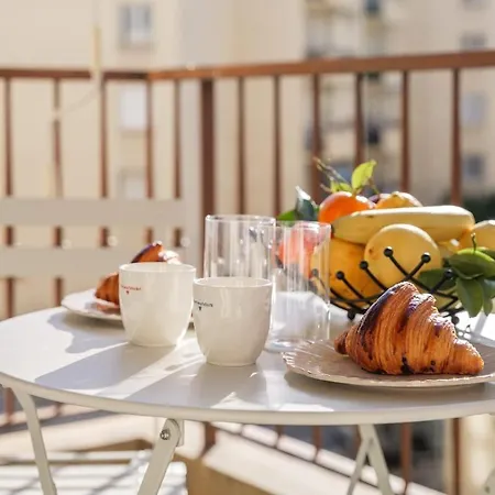 Charme Nicois, 15min De La Mer, 3 Chambres, Climatisation, Terrasse Apartment *