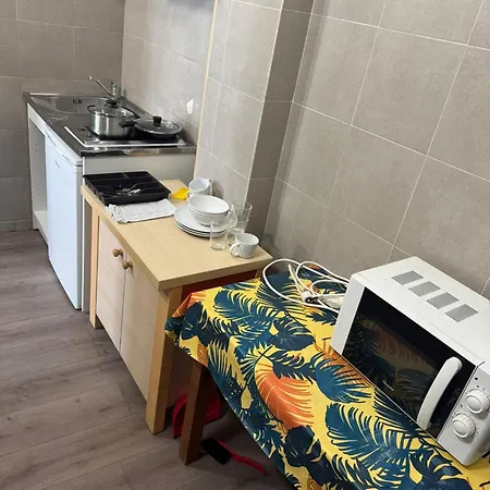 Simple - Fresh Start 2026 Hotel