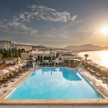 Radisson Blu 4* Nice