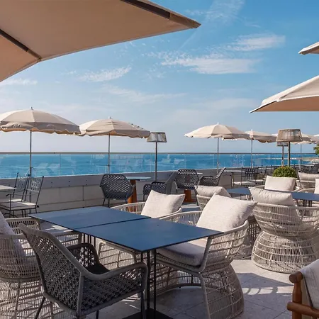 Radisson Blu 4*