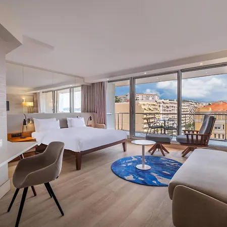 Hotel Radisson Blu 4*