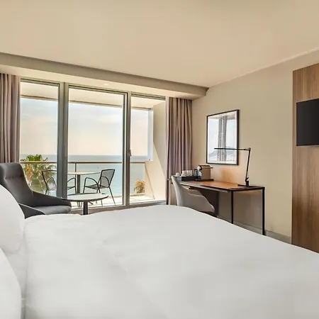 Radisson Blu 4* Nice