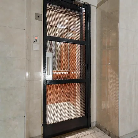 Renting - Risso - Cocoon Design Massena Paillon Balcony View & Lift Nice