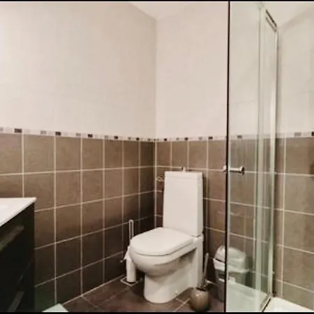 Apartment 2 Et Salon 6 Mn Port A Pieds *