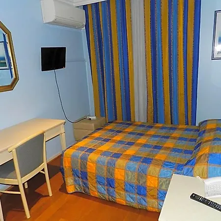 Antares Auberge de jeunesse *