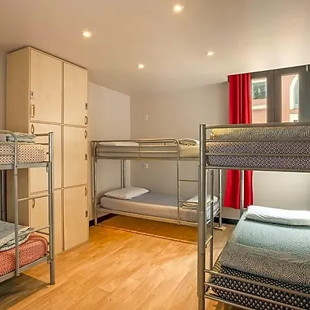 Saint Exupery Auberge de jeunesse Nice