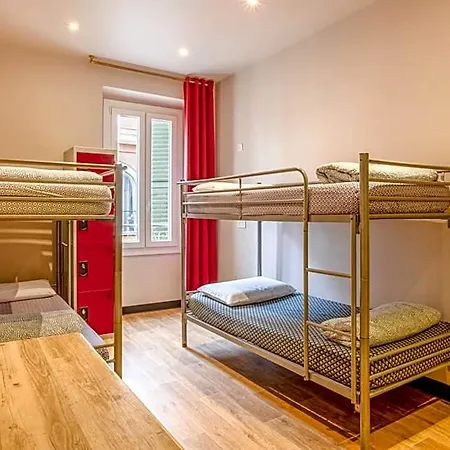 Auberge de jeunesse Saint Exupery