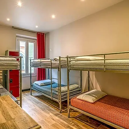 Auberge de jeunesse Saint Exupery Nice