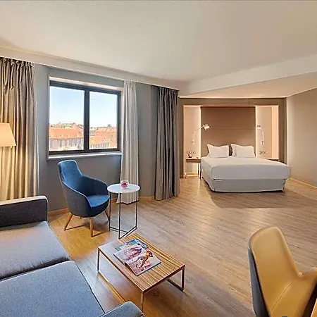Nh Hotel 4*