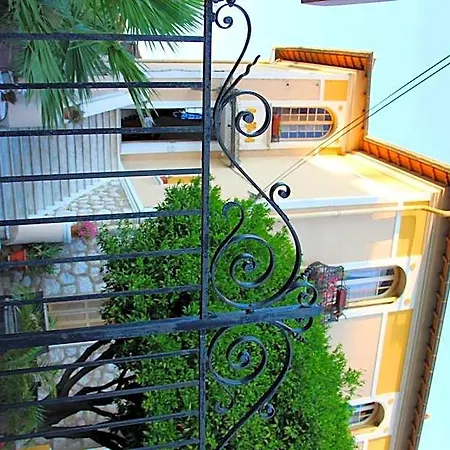 Mon Reve Bed & Breakfast Nice
