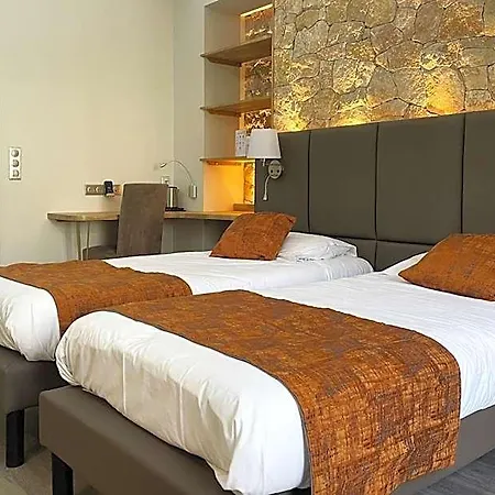 Hotel Busby