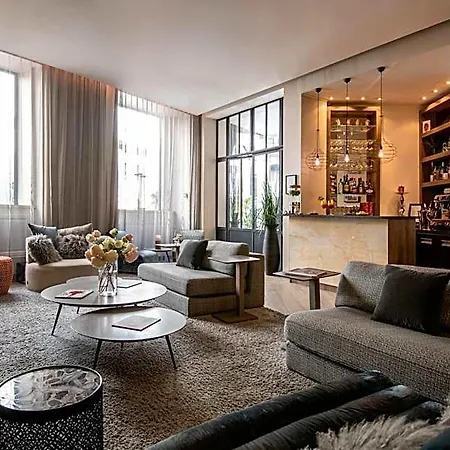Western Cosy Nice