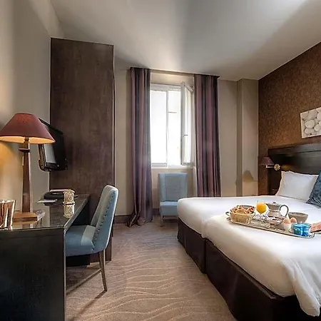 Western Cosy Hotel 4*