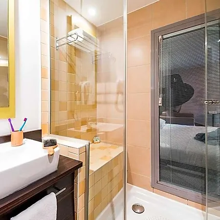 Ibis Styles Vieux Port 3* Nice
