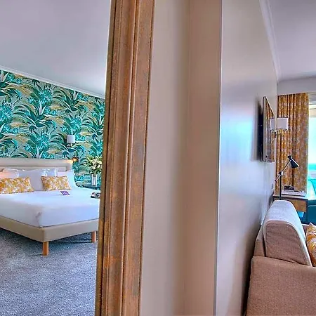 Mercure Marché Aux Fleurs 4*