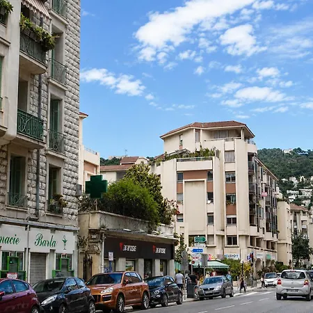 Barla 3 - A Spacious One Bedroom Near Place Garibaldi