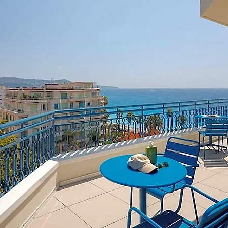 Yelo Promenade Magnan, Sonder