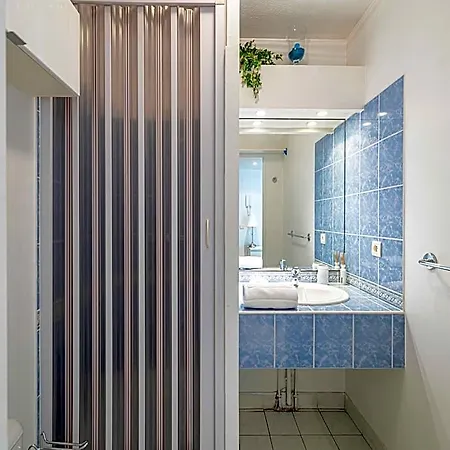 Charming With Balcony Pool -heart Of Hotel 4*