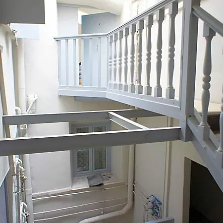 Hotel Ze Perfect Place - Old - Smart 3*