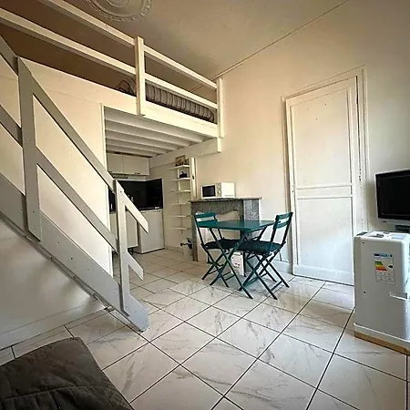 Les Balconnets Centre Aparthotel *