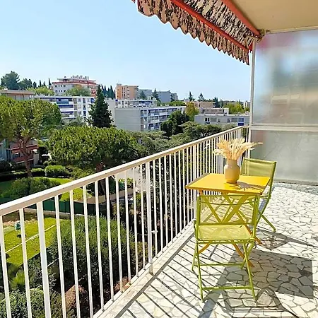 Magnifique 3p Parking Privee Proche Apartment
