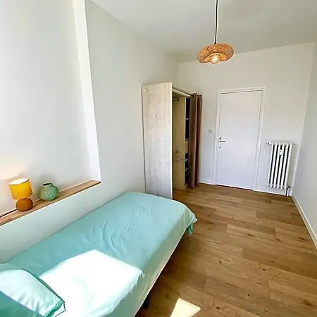 Apartment Magnifique 3p Parking Privee Proche