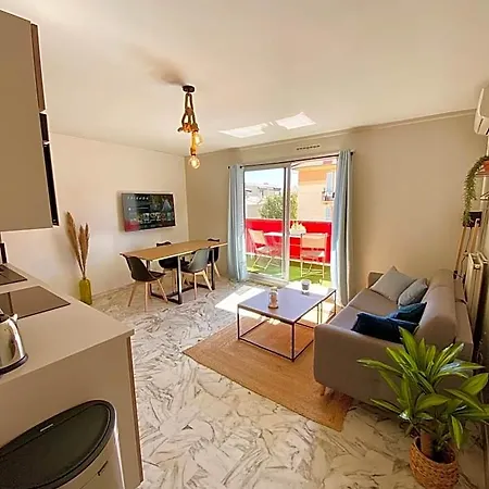 Apartment Superbe 3p A 300m De La ! Nice