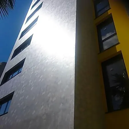 Hotel Parme Etape *