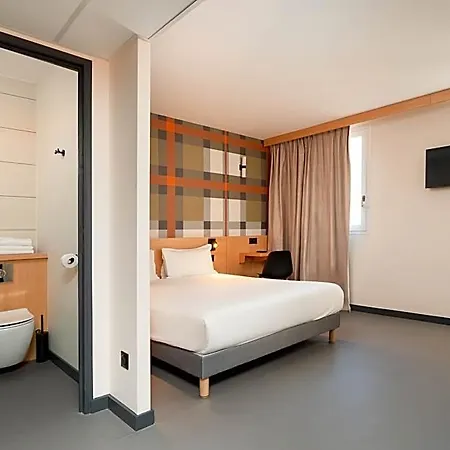 Hotel Easyhotel Old Town
