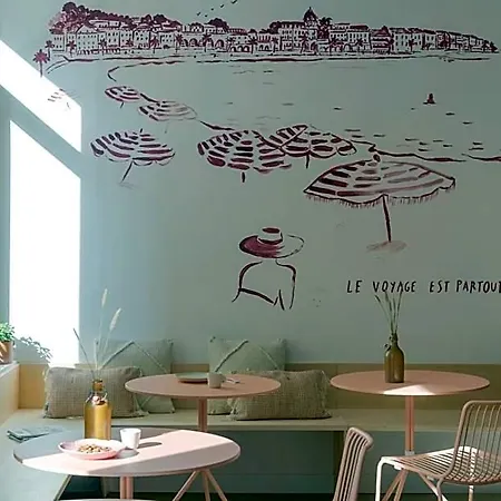 Auberge de jeunesse Slo *