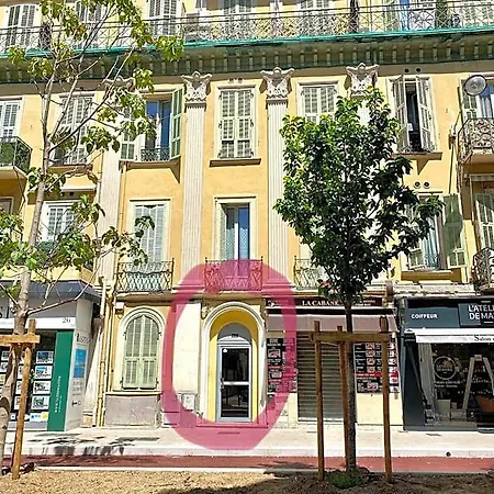 Petit Cocon En Duplex - Centre-ville & A 2 Minutes Nice