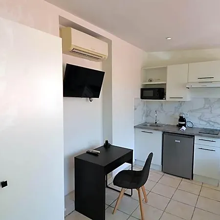 Appartement Cassin - Next To Tramway Line 2 Near Airport *