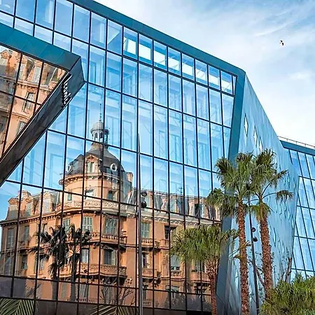Doubletree By Hilton Centre Iconic Nice