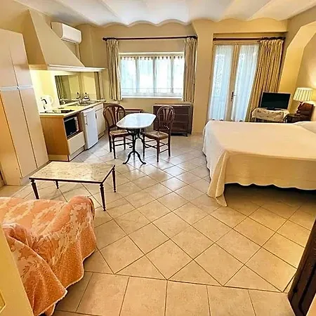 Residence La Villa Leonie 3*