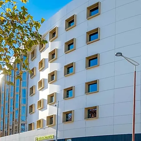 Stade Riviera Hotel