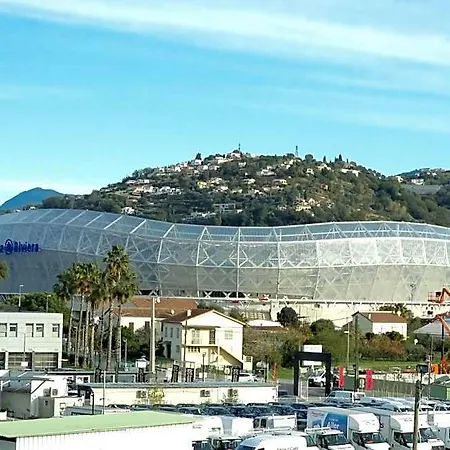 Stade Riviera 3*