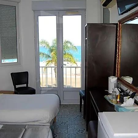 Hotel Azur