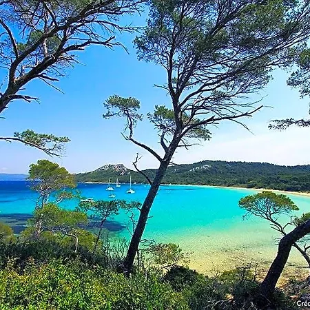 Homestay Les Pieds Dans L'eau *