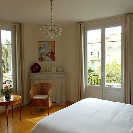 Les Cygnes Hotel 3*