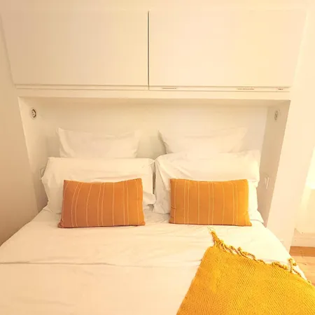Old Town Renovated 2br Near Beaches & Cours Saleya *