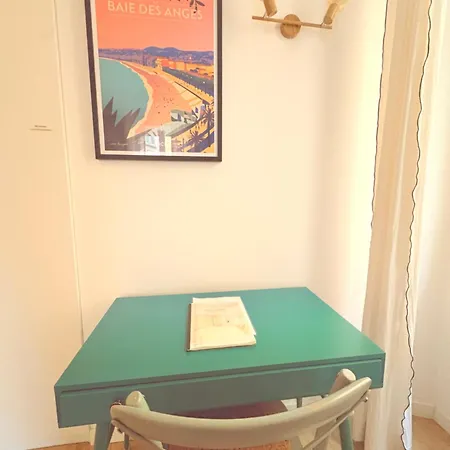 Old Town Renovated 2br Near Beaches & Cours Saleya Appartement