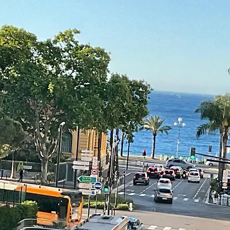 F2 Lumineux 8 Min A Pieds De La * Nice